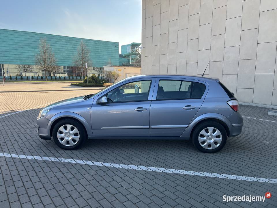 Opel Astra 16 Benzyna Klimatyzacja welurowa tapicerka Suwałki