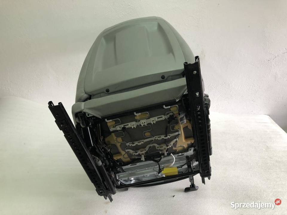 FOTEL LEWY PRZÓD MATERIAŁ EUROPA BMW E90 osobowe