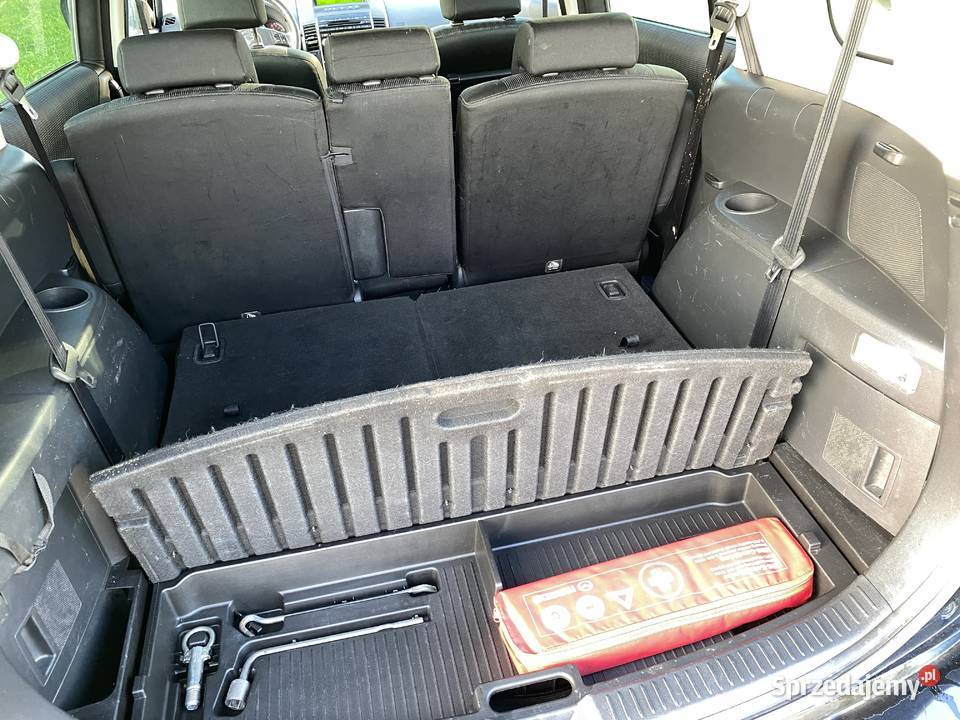 Sprzedam Mazda 5 2010r 7osobowa oszczędny manualna Rzeszów