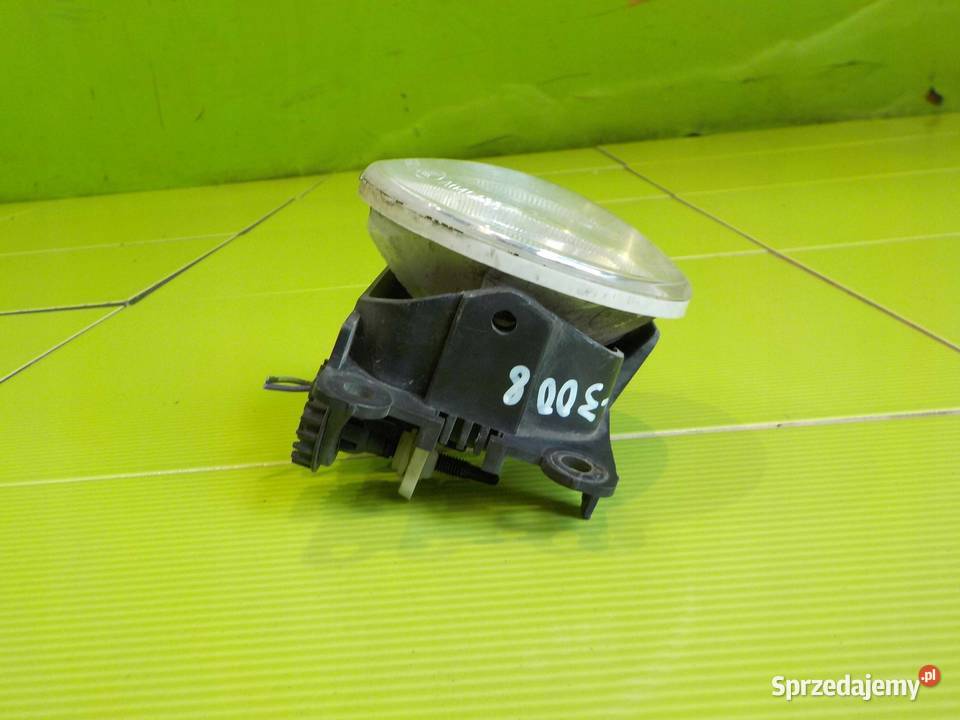 PEUGEOT 3008 I 10r halogen prawy przod Suków