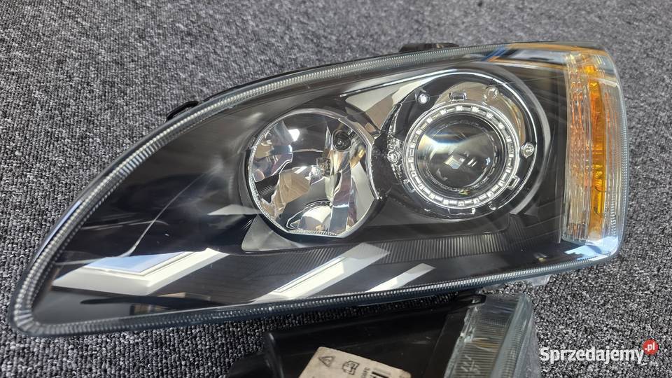 Reflektory Ford Fokus MK2 przed lift soczewka bi osobowe Kielcza