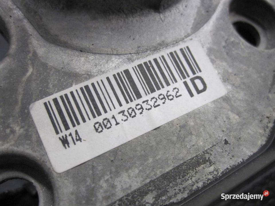 ASTRA J 13r kierownica 13351028 13251692