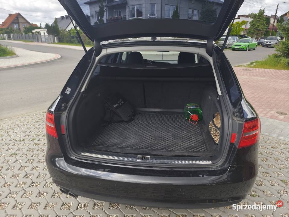 Audi A4 B8 20 TDI 177 SLine Reda