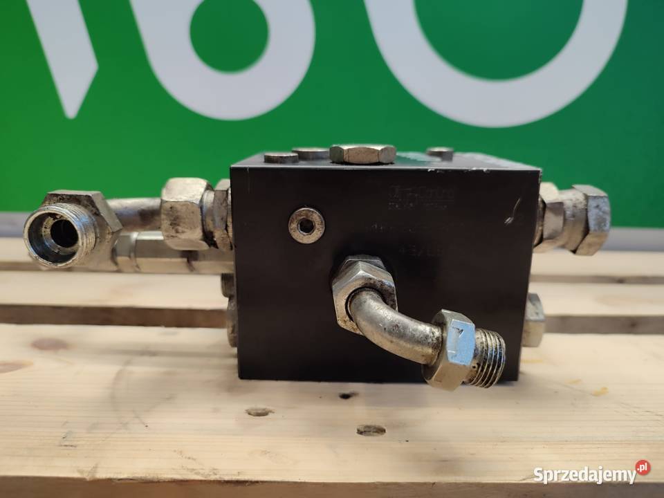 Blok hydrauliczny 166203030 silnika obrotu Merlo Wilkowo