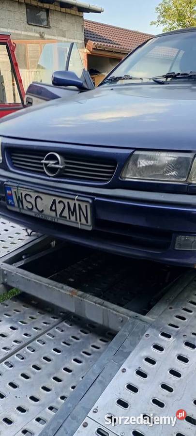 Opel Astra bertone benzyna