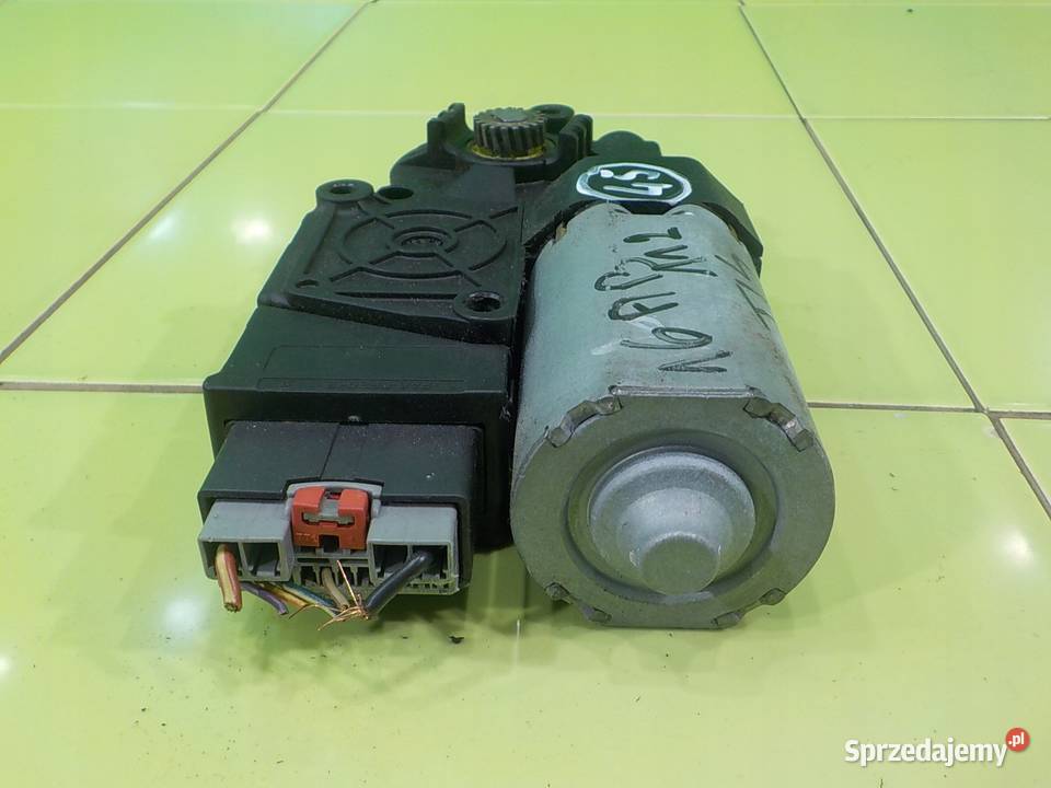 JAGUAR XE 20 D 15r SEDAN 4D silniczek Suków sprzedam