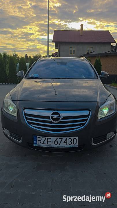 Opel Insignia Sport Tourer 2011 Dynów