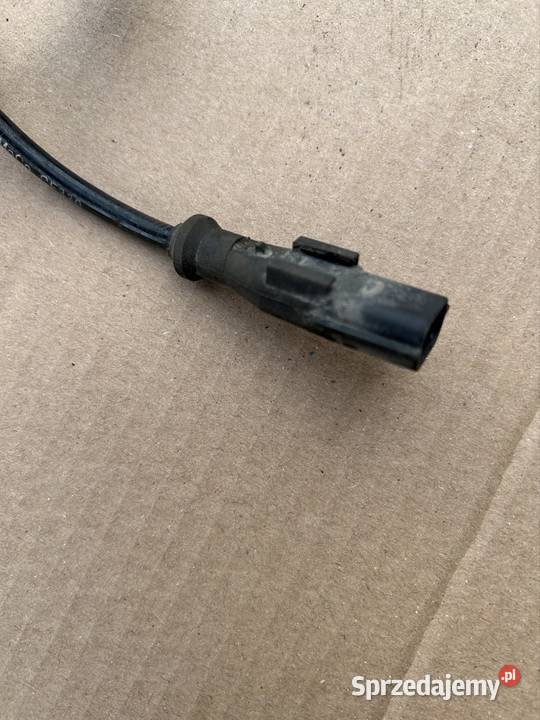 Czujnik abs tylny ford fiesta mk7 8v512b372ac