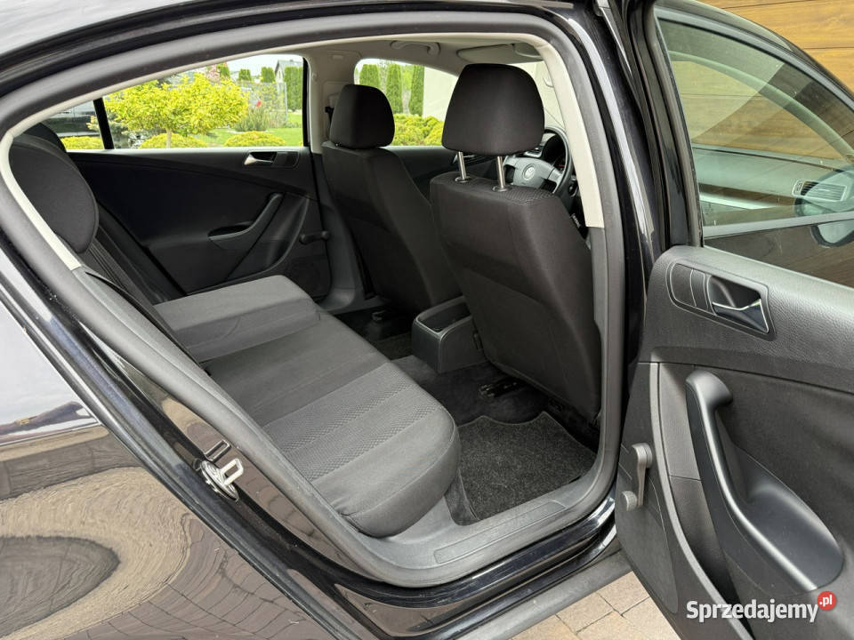Volkswagen Passat 09r 16 MPI sedan z Niemiec Konradów