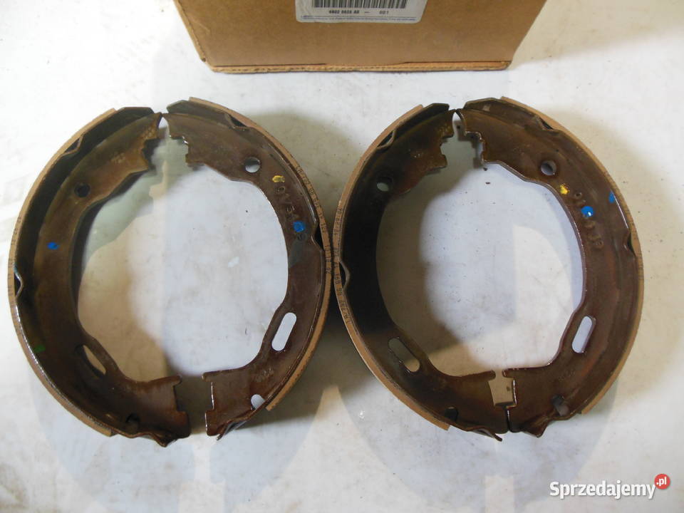 szczęki hamulcowe 68020626AB chrysler 300c osobowe śląskie Kozy