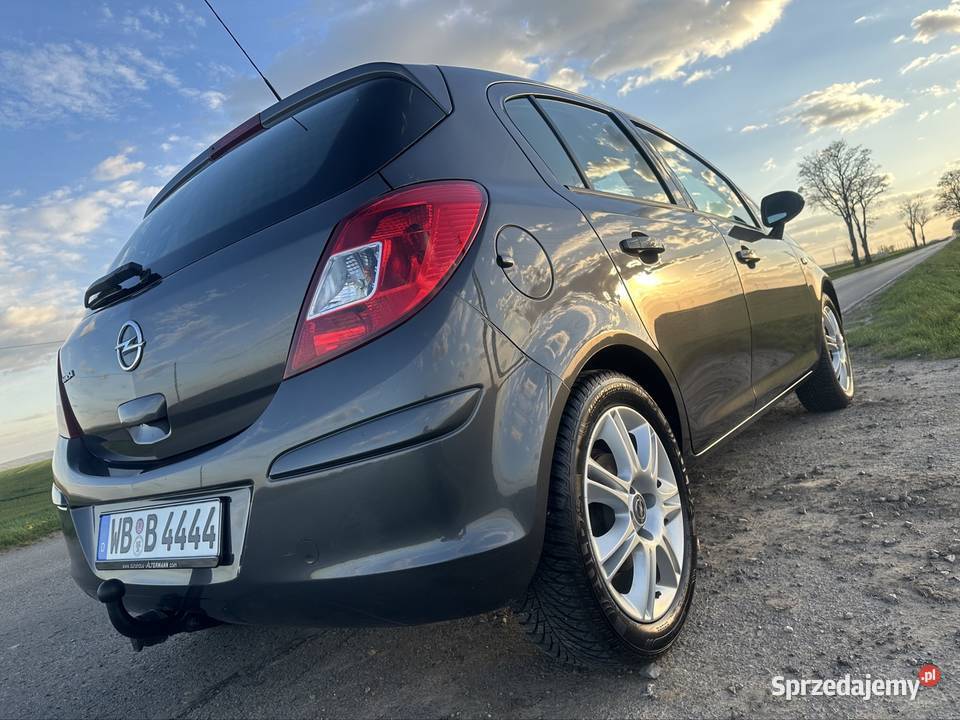 Opel Corsa D Lift 12 70 132000 z Niemiec Przeworsk