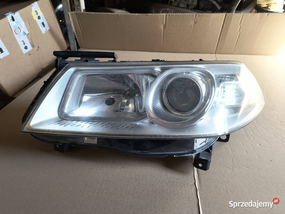 Renault Megane II lift 0609 Reflektor lewy dolnośląskie Domasław