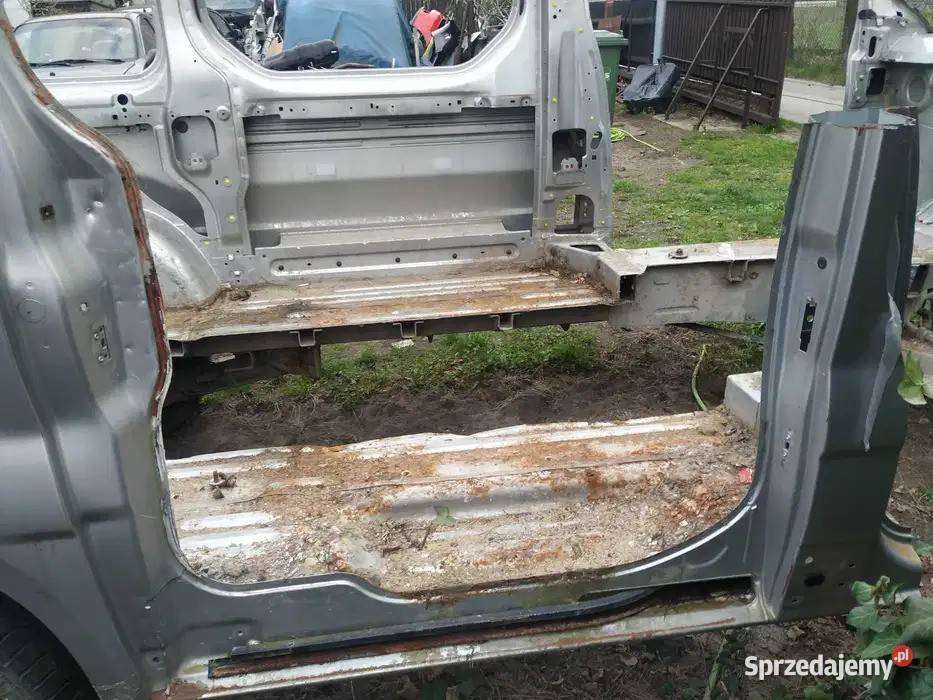 Sprzedam części karoserii Renault Trafic Boronów
