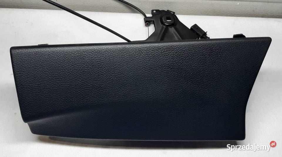 ZAŚLEPKA DACHU PRAWY TYŁ VW EOS 1Q0868852D Mielęcin