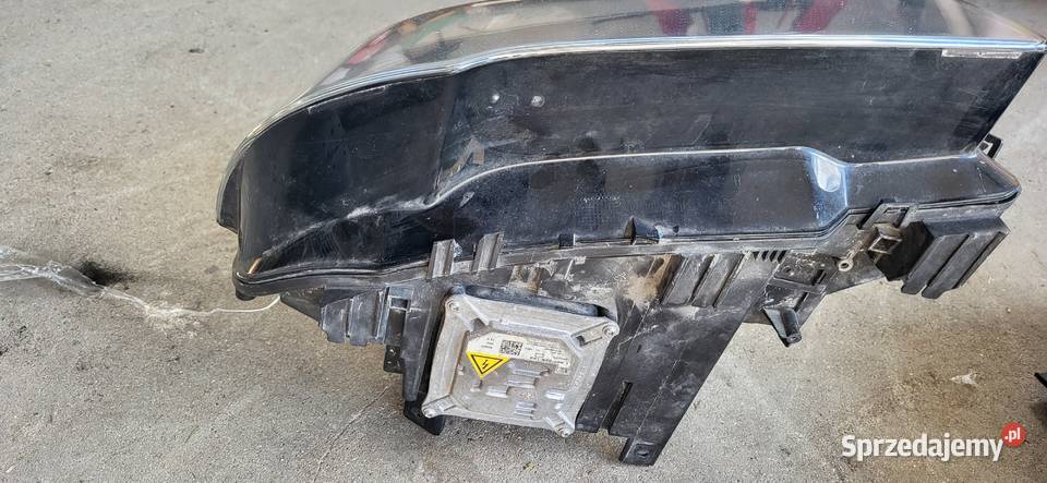 Sprzedam lampy xenon bmw x3 osobowe podkarpackie Narol