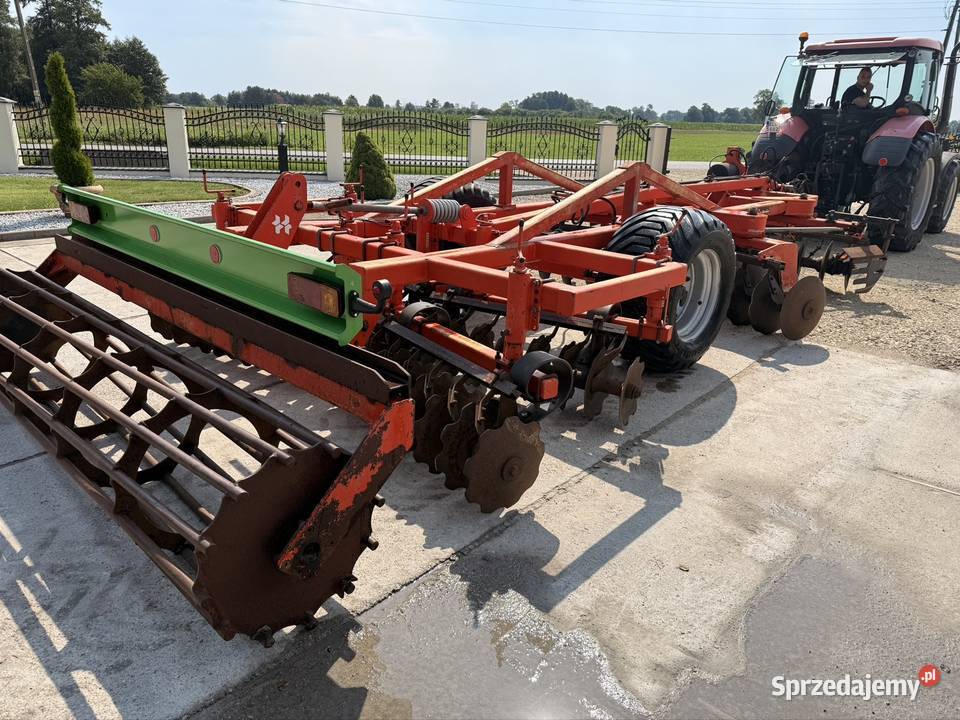 Brona talerzowa HOWARD HKS 300 3 m Ciężka