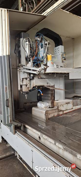 Centrum obróbcze pionowe CHIRON FZ 22L Produkcja Produkcja
