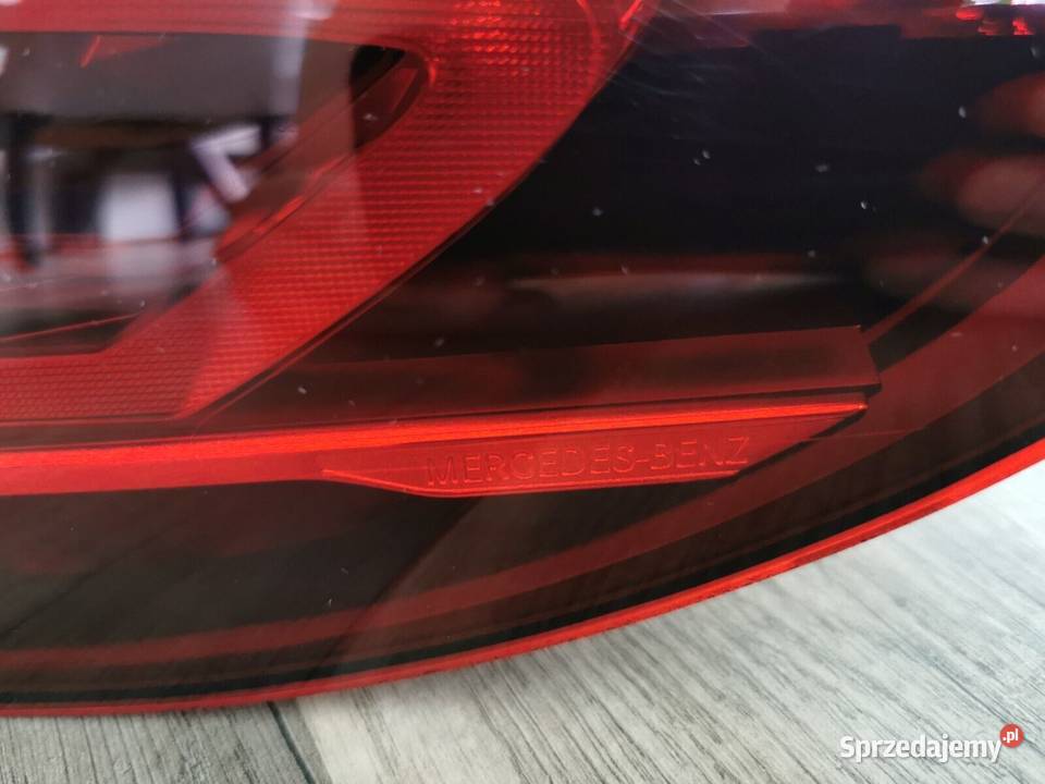 Mercedes EQC N293 Lampa Tylna Prawa A2939062201 Świerzawa