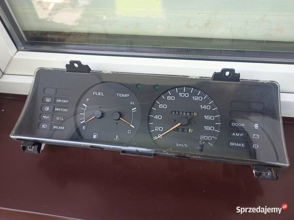 Nissan Sunny N13 licznik zegary prędkościomierz łódzkie Sieradz
