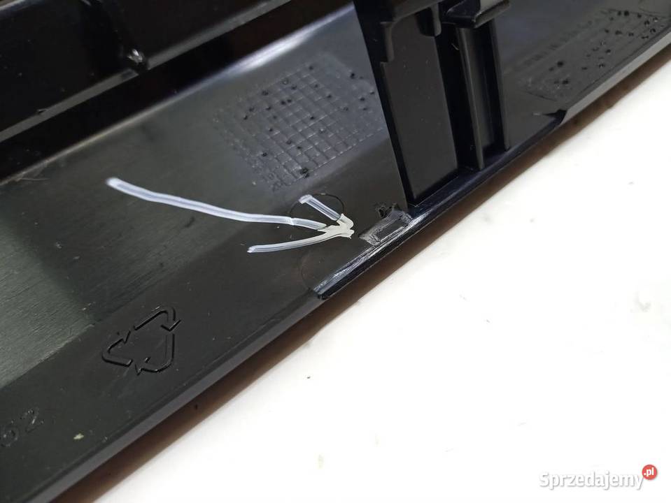 VW Golf III ATRAPA GRILL PRZÓD osobowe Skarżysko-Kamienna