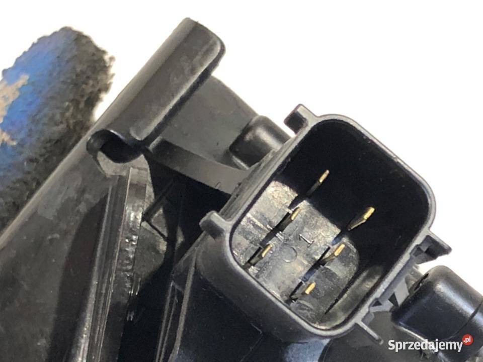 ZAMEK KLAPY TYŁ OPEL INSIGNIA A Kombi 13503467 osobowe