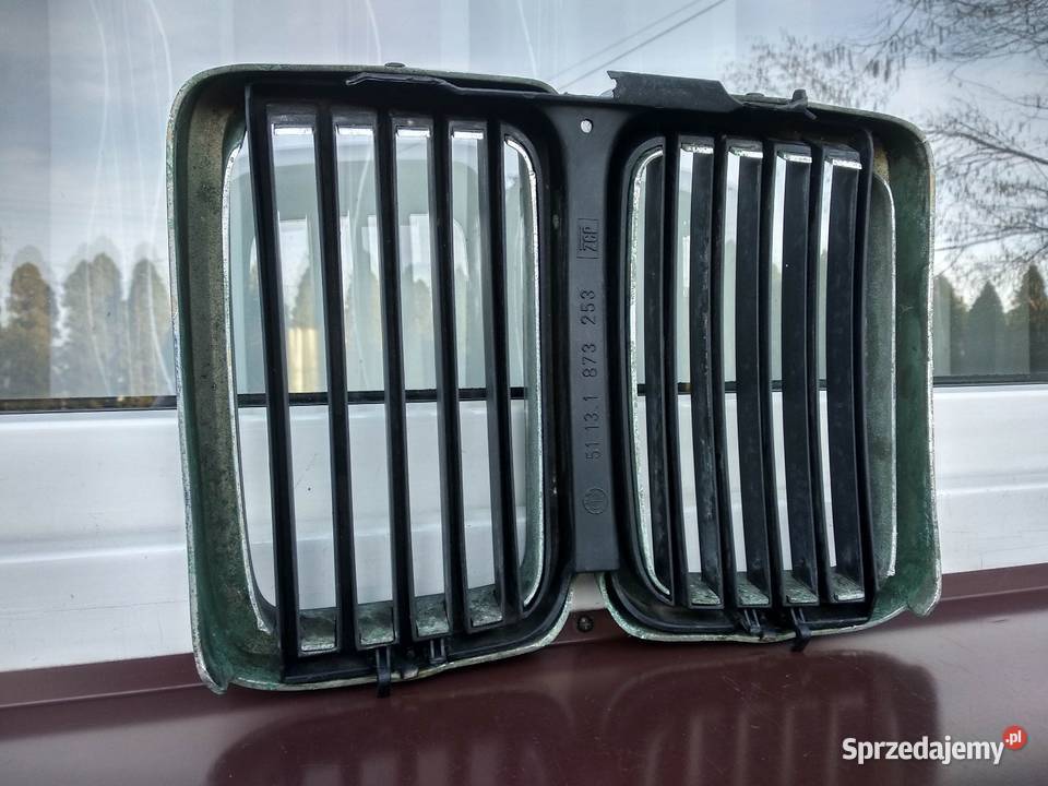 BMW E28 nerki grill atrapa przednia chłodnicy Sieradz