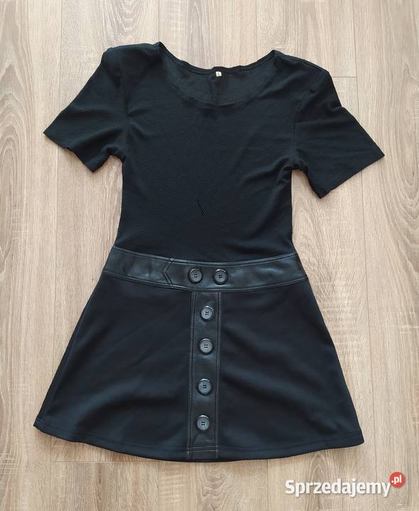 Sukienka damska GUZIKI sprzedam