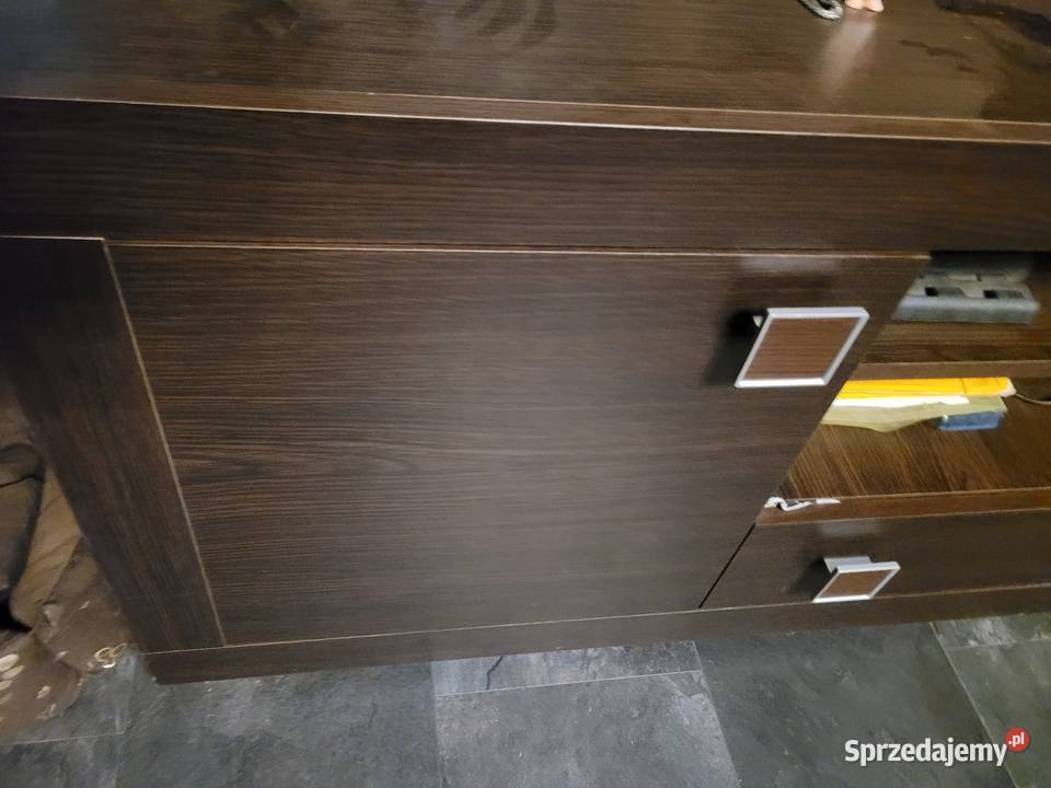 Sprzedam szafkę rtv pod telewizor