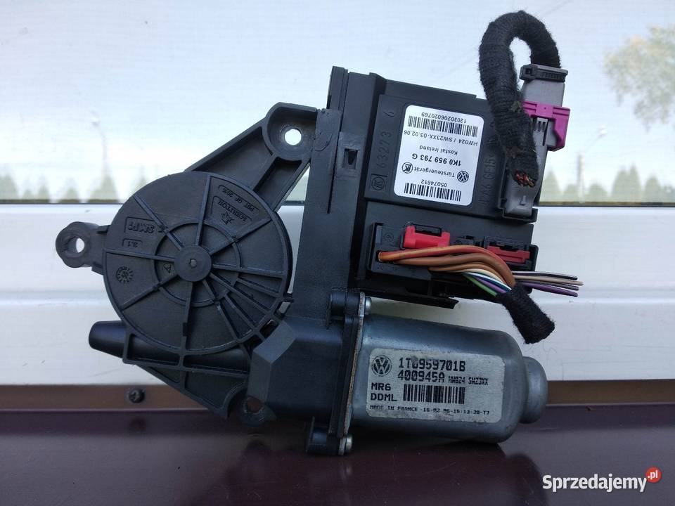 VW Touran 1T0 Octavia silniczek podnoszenia Sieradz