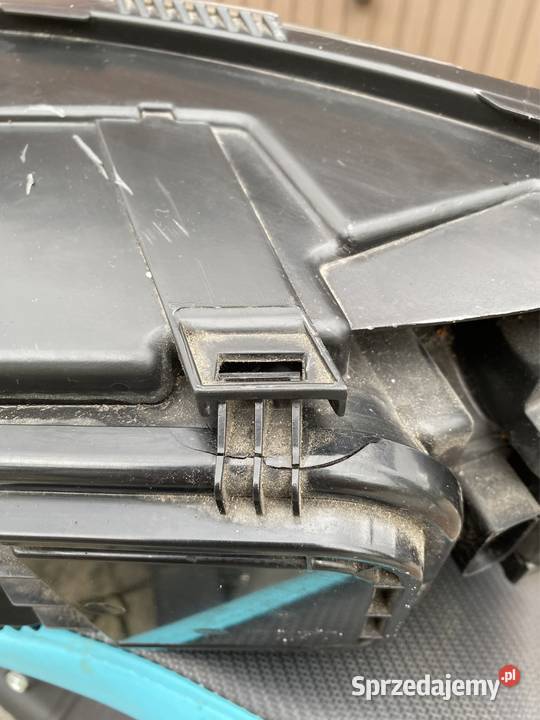 Lampy Audi A6 C6 HELLA Lampy przednie Leszczawa Górna