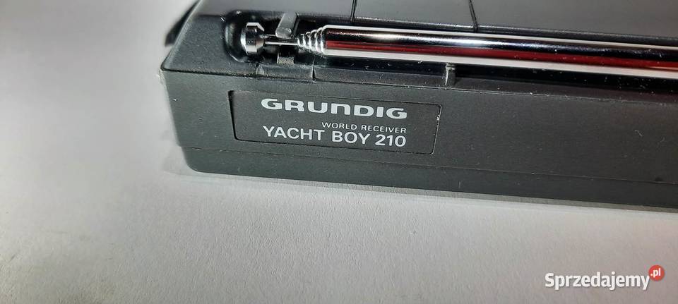 Radio Grundig Yacht Boy 210