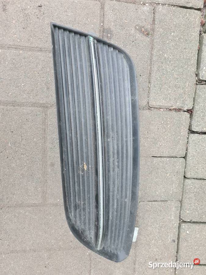 Zaslepka halogenu zderzaka Audi A3 8v 8V3807682 wielkopolskie Poznań