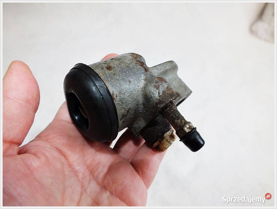 Oryginalny cylinderek przedni tłoczek hamulca Układ hamulcowy