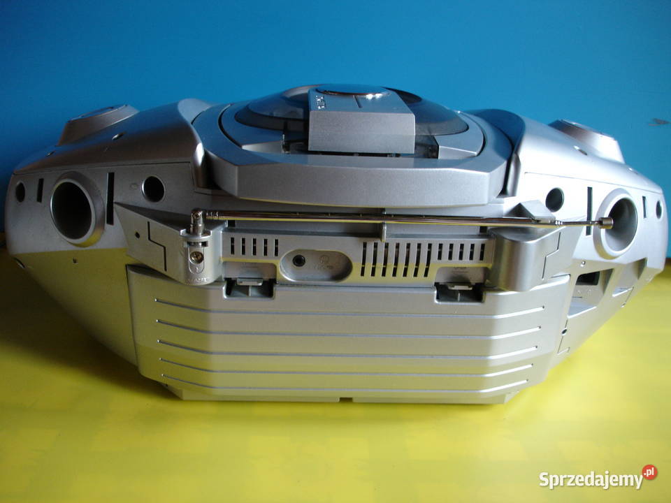 Radiomagnetofon z CD LG CD371PILOT Zielona Góra