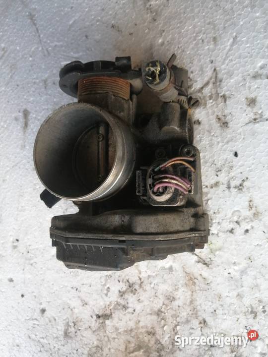 Przepustnica Volkswagen Golf IV 16SR sprzedam