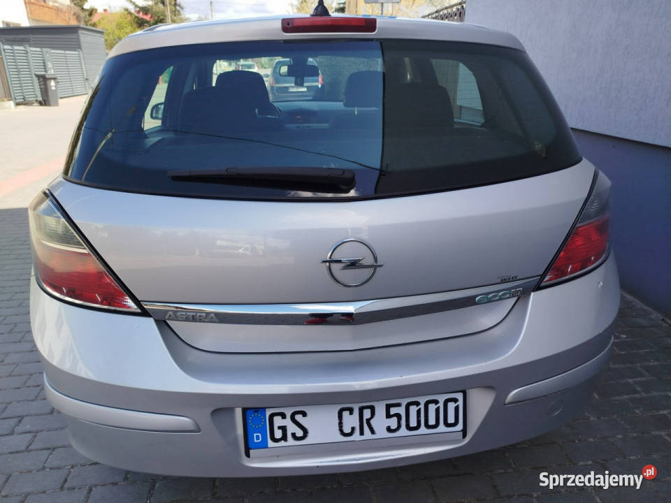 Opel Astra benzyna 2008r opłaty w import z Toruń