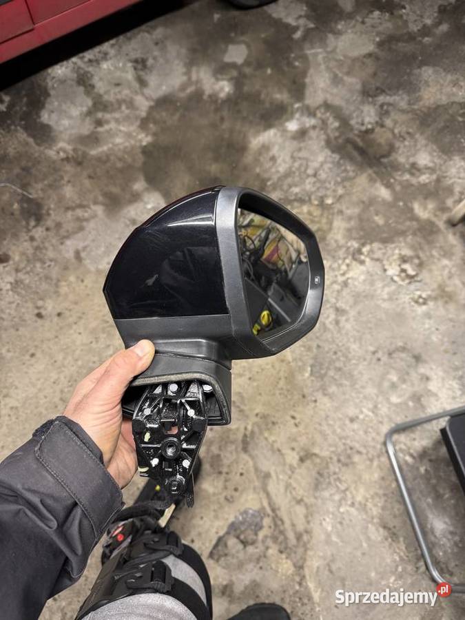 Prawe lusterko Audi Q3 83a LY9T Łuków