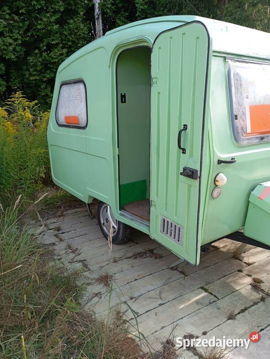 Sprzedam przyczepkę Niewiadów zarejestrowana Rok produkcji 1981 Częstochowa