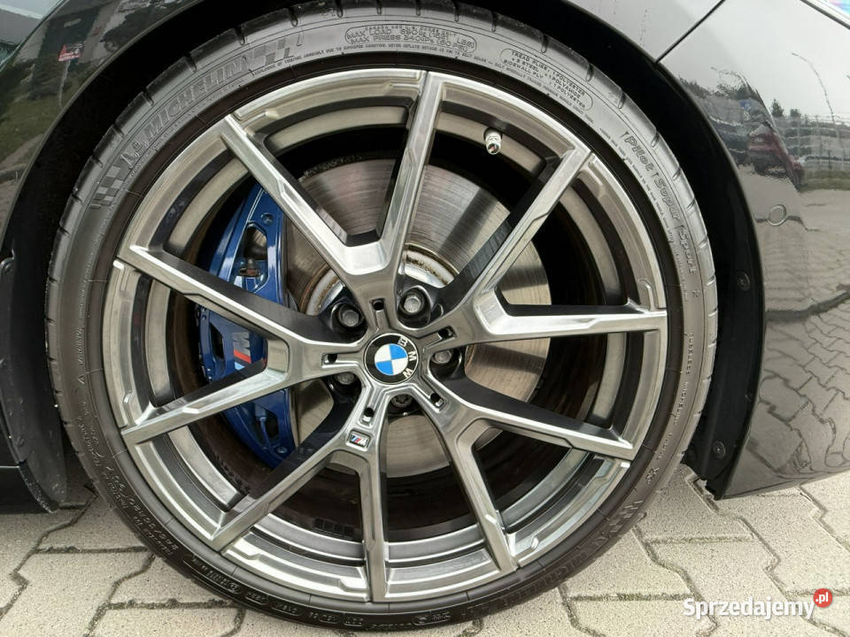BMW 850 530 Panorama Skrętna oś Nowe opony isofix Węgrzce sprzedam