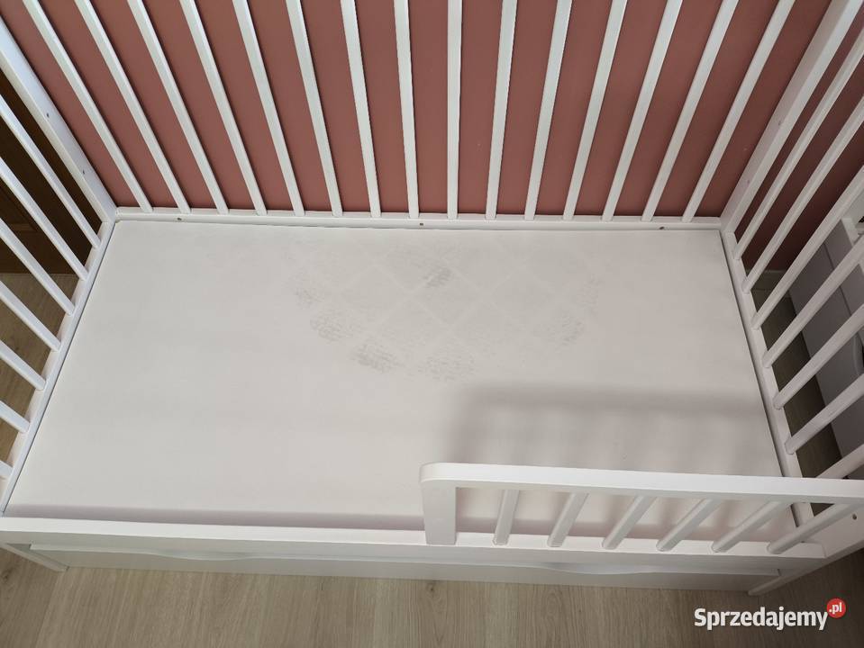 Łóżeczko z materacem sosnowe białe z szufladą Leżajsk