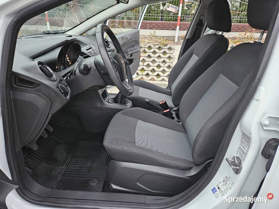 Ford Fiesta 2016 125 82 salon Polska Rzeszów sprzedam