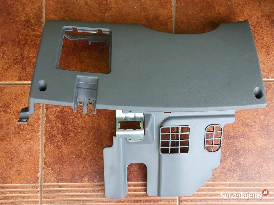 Hyundai H1 H 300 osłona pod kierownicę konsole sprzedam