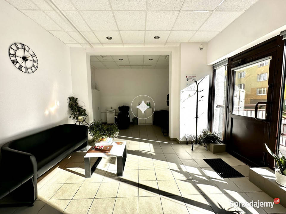 Lokal na parterze 7445 m2 Zachodniej