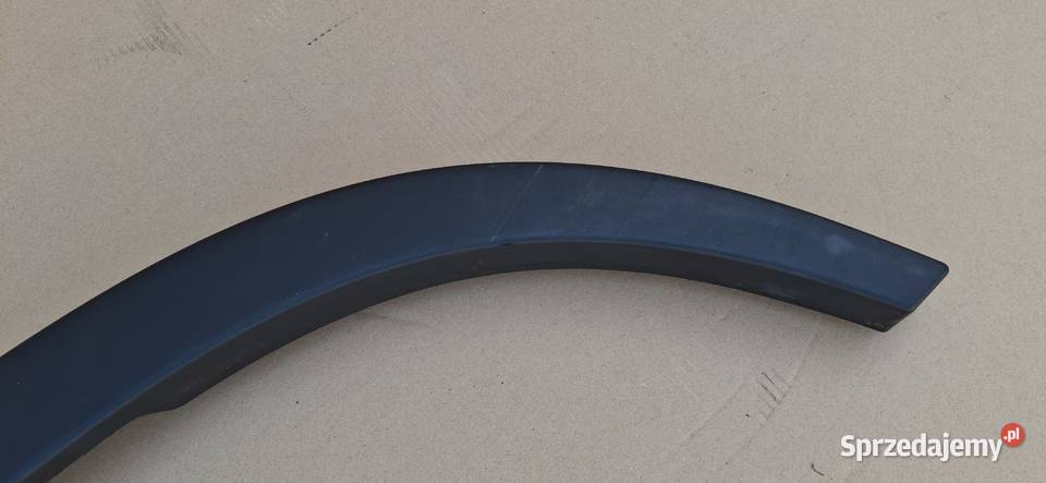 VOLVO FH4 LISTWA NAKŁADKA NADKOLA PRAWA BANAN Bieleń sprzedam