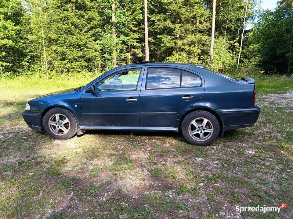 Skoda Octavia 19 tdi na pompie Niekłań Wielki