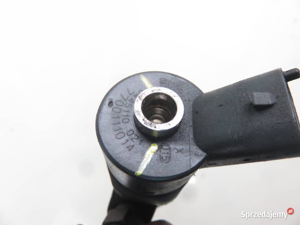 WTRYSKIWACZ VOLVO V40 I 19 DI 0445110021