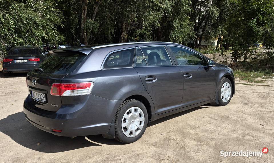 Toyota Avensis kombi 2010 salon Polska super elektryczne lusterka Warszawa sprzedam