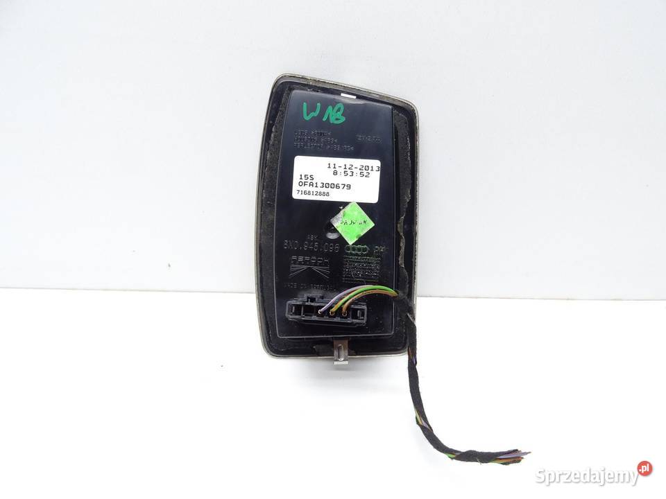 LAMPA OŚWIETLENIE BAGAŻNIKA 8X0945096 AUDI A1 8X
