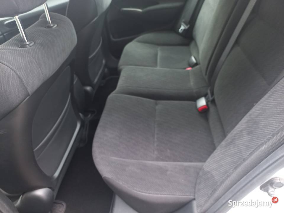 Civic VIII Sedan 18 130 radio Myślenice sprzedam