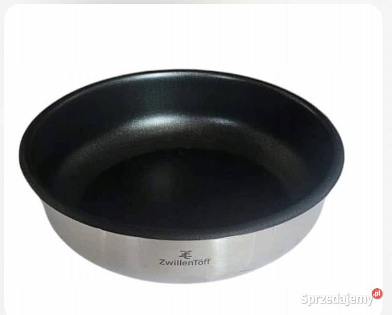 199 Zestaw stalowych garnków z patelniami z Zabrze